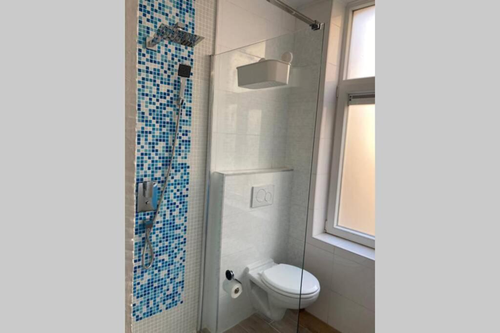 Appartement Magnifique Au 2eme Etage, A Proximite De La Gare Du Midi! Brussel
